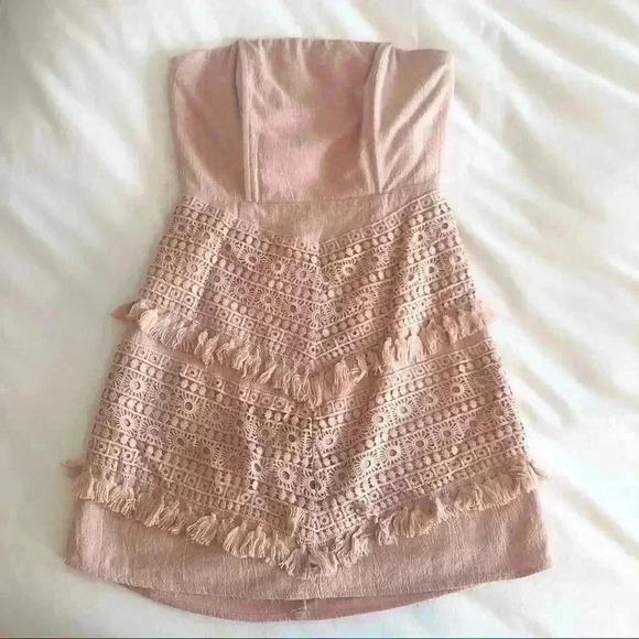 Strapless Lace Dress - Picture 3 of 5